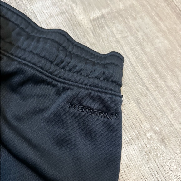 •UNDER ARMOUR• FLEECE JOGGERS - Picture 4 of 7